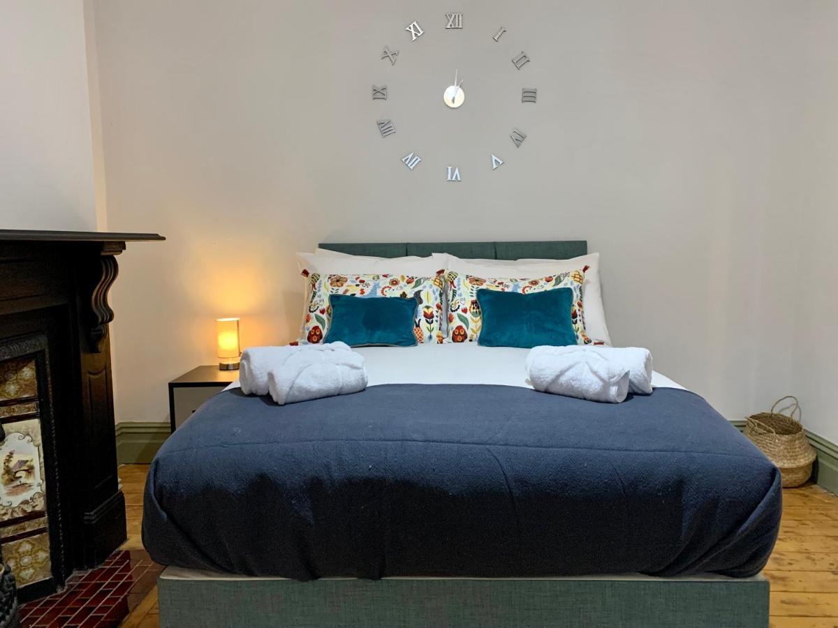 Stamer House By Yourstays, Stylish Quirky House, With 4 Double Bedrooms, Book Now! Stoke-on-Trent Eksteriør bilde