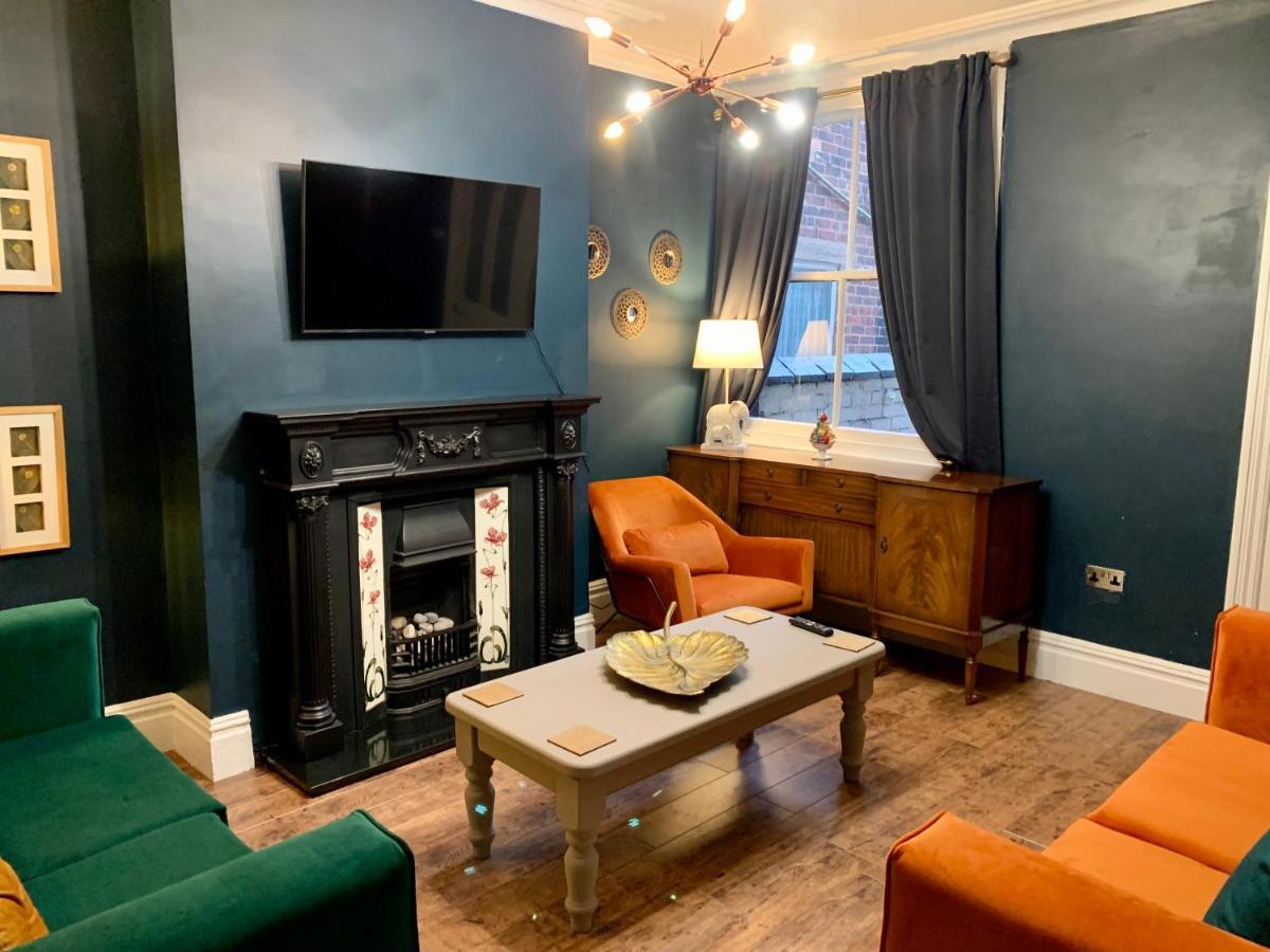 Stamer House By Yourstays, Stylish Quirky House, With 4 Double Bedrooms, Book Now! Stoke-on-Trent Eksteriør bilde