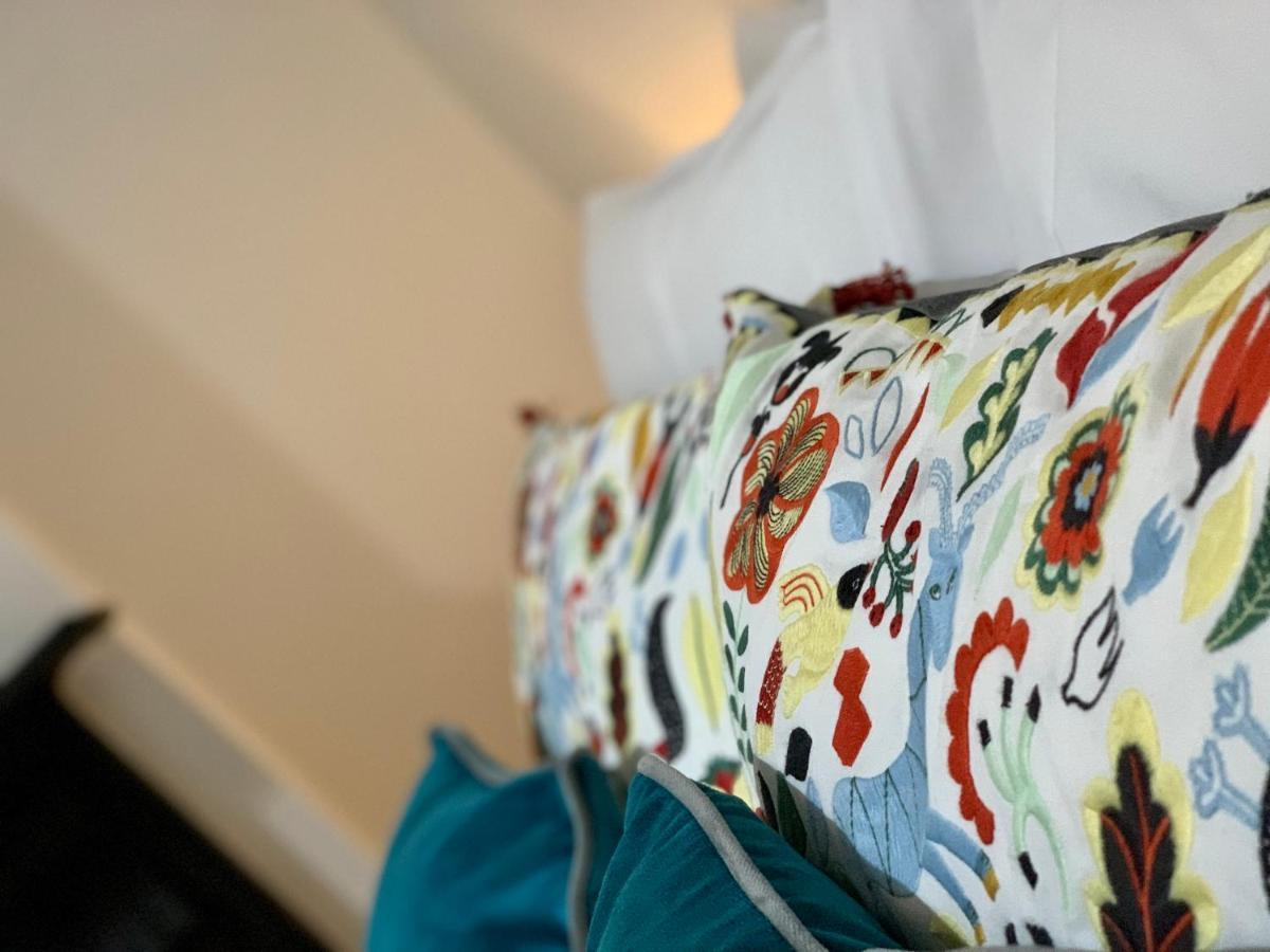 Stamer House By Yourstays, Stylish Quirky House, With 4 Double Bedrooms, Book Now! Stoke-on-Trent Eksteriør bilde