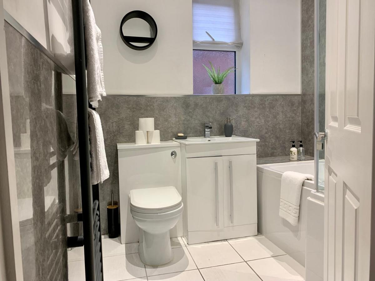 Stamer House By Yourstays, Stylish Quirky House, With 4 Double Bedrooms, Book Now! Stoke-on-Trent Eksteriør bilde