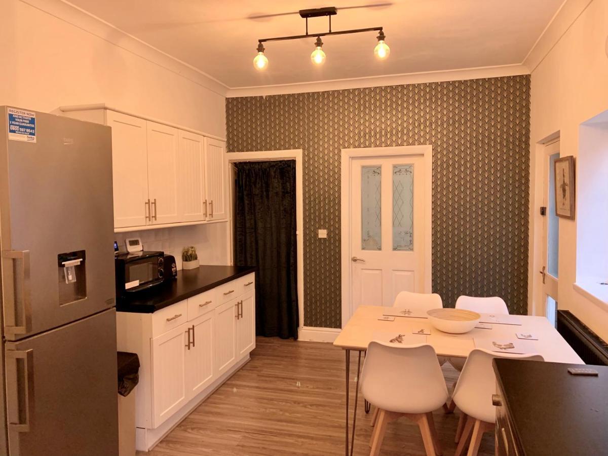 Stamer House By Yourstays, Stylish Quirky House, With 4 Double Bedrooms, Book Now! Stoke-on-Trent Eksteriør bilde