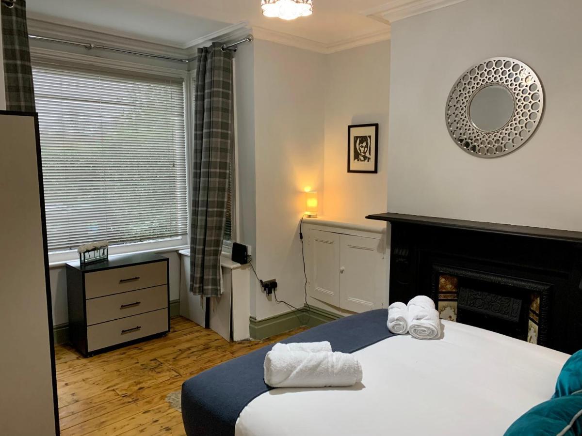 Stamer House By Yourstays, Stylish Quirky House, With 4 Double Bedrooms, Book Now! Stoke-on-Trent Eksteriør bilde
